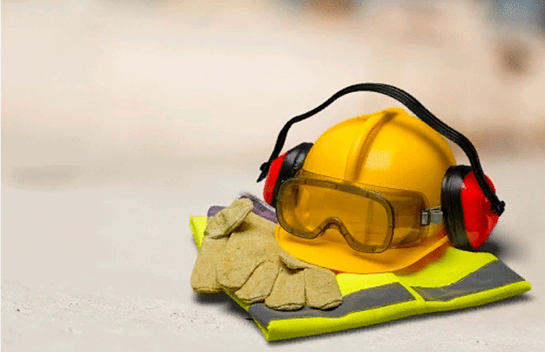 С ДНЁМ СТРОИТЕЛЯ!